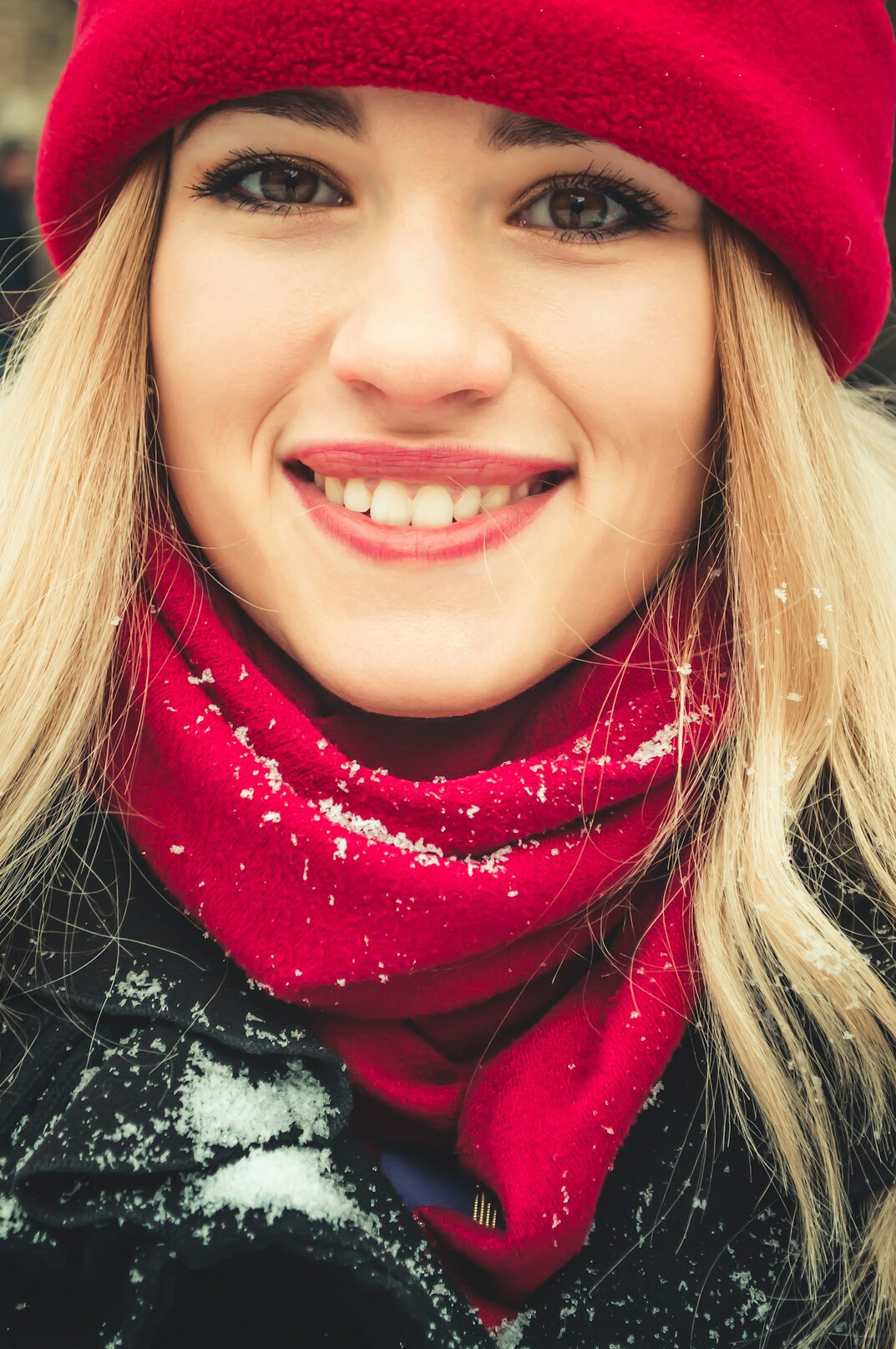Portrait of a young woman with warm smile